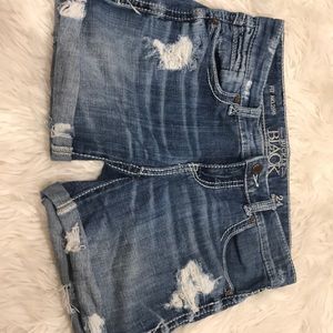 Buckle distressed jeans shorts